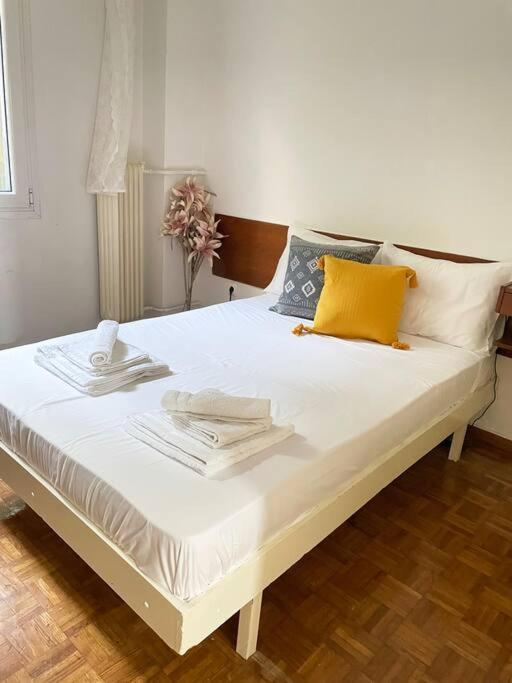 Cute And Quiet Apartment In The Center Of Athena Bagian luar foto